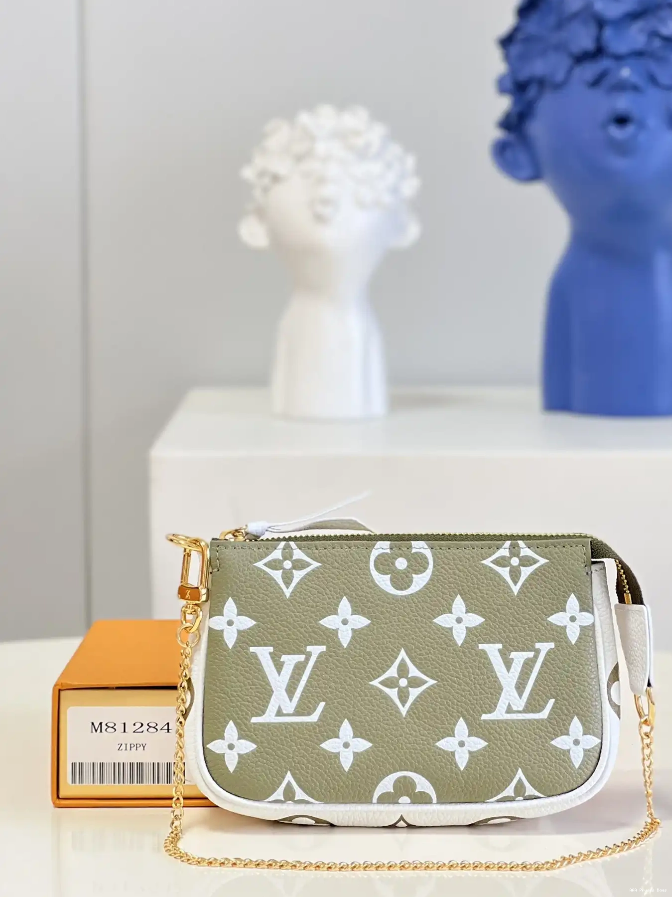 AAA Replica Ru LOUIS MINI ACCESSOIRES POCHETTE VUITTON 0626